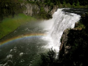 waterfall w rainbw